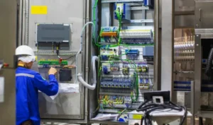 ¿Por qué elegir nuestros servicios de programación en PLC