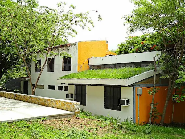 Casa ecoamigable con infraestructura verde 